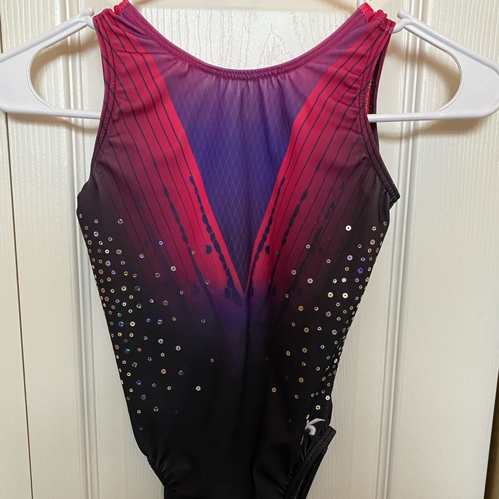 Child Medium cirque du Soleil GK Elite leotard